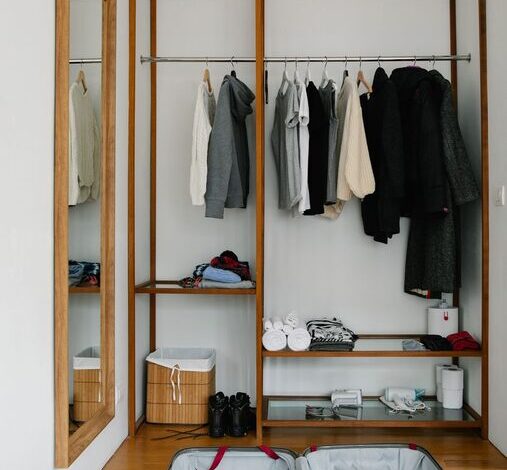 How to Store Seasonal Clothes Efficiently for More Space and Longevity